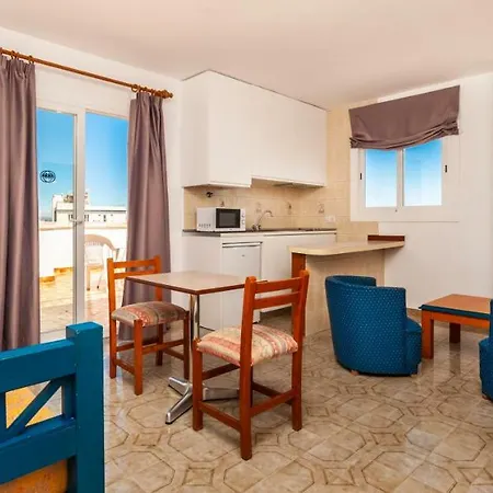 Charlys Picafort Apartment